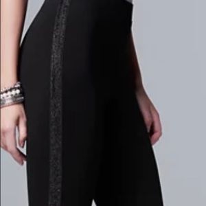 Burberry Tuxedo Style Skinny Legging size 4. Gently worn, no flaws.